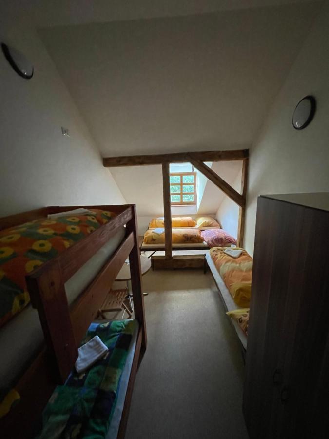 Penzion Stara Skola Vikantice Екстериор снимка